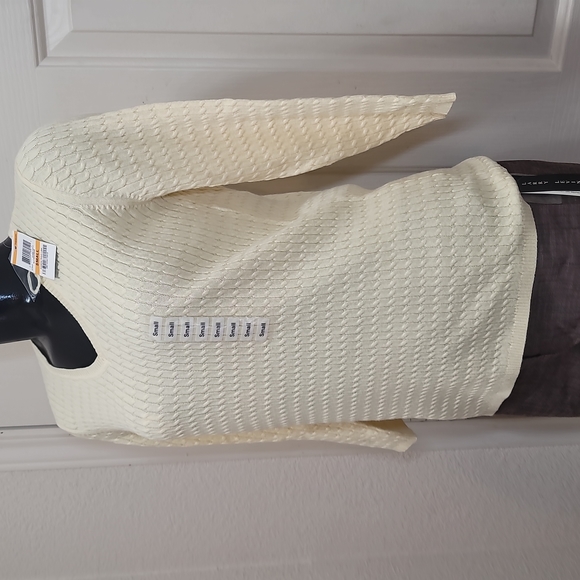 Karen Scott Cable Knit Sweater - Picture 4 of 7